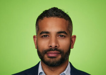 ارتفاع البيتكوين إلى 87,470 دولار مع انتعاش أسواق العملات المشفرة