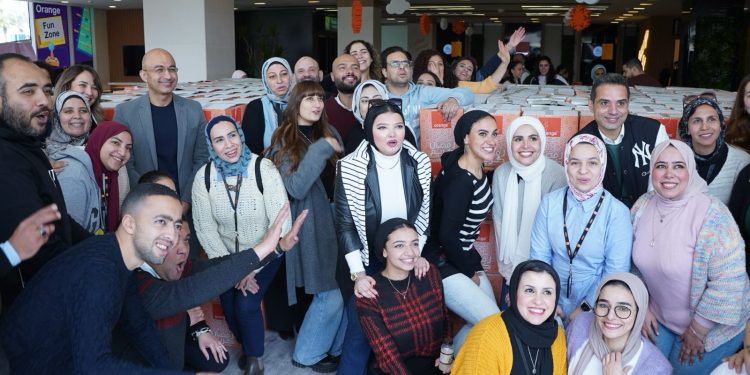أورنچ مصر تعزز مبادراتها للمسؤولية المجتمعية خلال شهر رمضان بالتعاون مع بنك الطعام وجمعية الأورمان