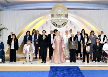 السيدة انتصار السيسى تلتقى سيدات ملهمات وتؤكد: سأظل داعمة لكل من تبنى مستقبلًا لوطننا