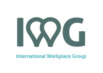 نماذج العمل المرن تسرّع من تقدم المرأة المهني ويحقق المساواة