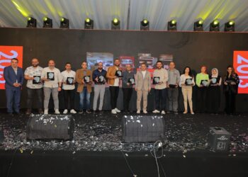 توبى تكرّم أكثر من 40 موظفاً بمناسبة احتفالها بمرور 25 عاماً من النمو والالتزام والابتكار