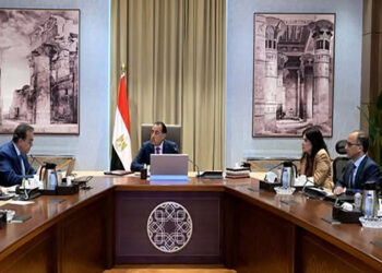 رئيس الوزراء يستعرض مؤشرات تنفيذ المبادرة الرئاسية لإنهاء قوائم الانتظار