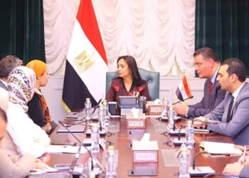 وزيرة التضامن تبحث تنسيق الجهود لتطوير مؤسسات الرعاية الاجتماعية مع مؤسسة حياة كريمة وويل سبرنج