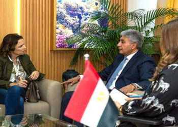 وزير السياحة والآثار يلتقي بنظيرته اللبنانية