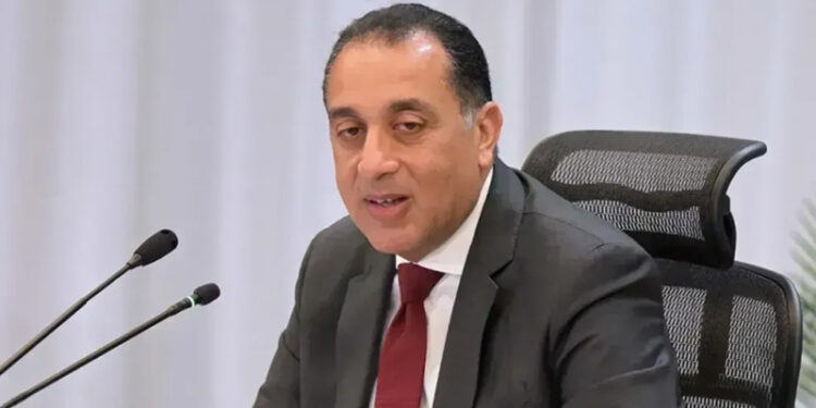 رئيس الوزراء يهنئ الرئيس السيسي بمناسبة الاحتفال بعيد العمال