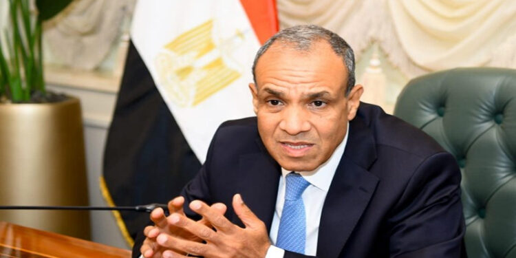 وزير الخارجية والهجرة يجري اتصالًا هاتفيًا بوزير خارجية الصومال الجديد