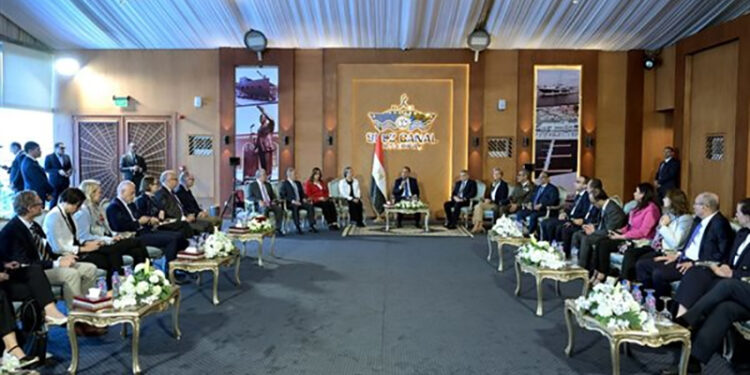 رئيس الوزراء: تحسن أمن الملاحة في البحر الأحمر وتوقف الهجمات على السفن