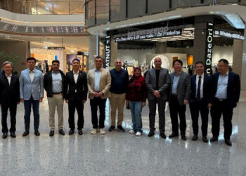 وزير الإسكان يتفقد منطقة الأعمال المركزية بمدينة “شنغهاي” الصينية على مساحة مليون م٢