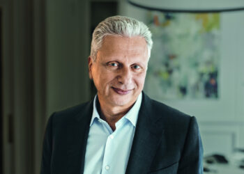 أيمن عزت، الرئيس التنفيذي لمجموعة كابجيميني