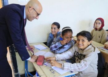 وزير التربية والتعليم يواصل جولاته التفقدية المفاجئة بزيارة مدارس محافظة المنوفية