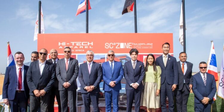 باستثمارات 20 مليون دولار.. رئيس اقتصادية قناة السويس يضع حجر أساس مصنع هاي تك للملابس الرياضية بالقنطرة غرب