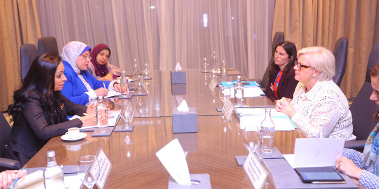 وزيرة التضامن تلتقي وزيرة العمل والصحة والتضامن وشئون العائلة الفرنسية