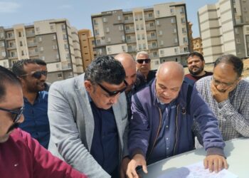 وزير الإسكان يتابع أعمال تنفيذ الوحدات السكنية بمشروع “ديارنا” والخدمات بدمياط الجديدة