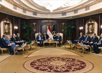 وزير الداخلية يستقبل مُفوض الهجرة والشئون الداخلية بالاتحاد الأوروبى