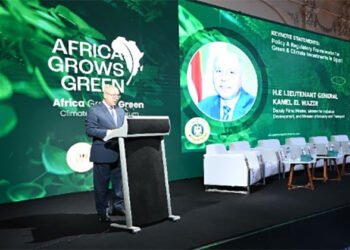 وزير الصناعة والنقل يلتقي بصنّاع ومُنتجي الحديد لوضع سياسات موحدة لتعميق الصناعة