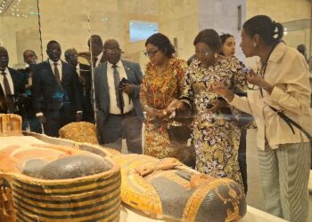 وفود دولية رفيعة المستوى منها عدد من وفود منظمة (D-8) تزور المتحف القومي للحضارة