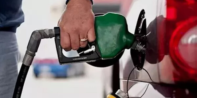 “البترول” تعلن عن نتائج تحاليل عينات البنزين نتيجة الشكاوى الواردة من بعض المواطنين