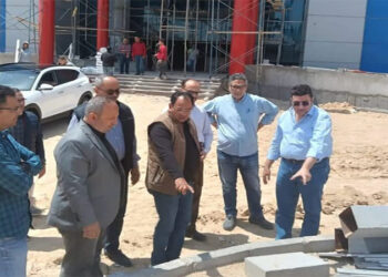 وزير الإسكان يتابع مشروع مستشفى جديد ومجمع ورش حرفية ورفع الكفاءة والتطوير بمدينة العبور