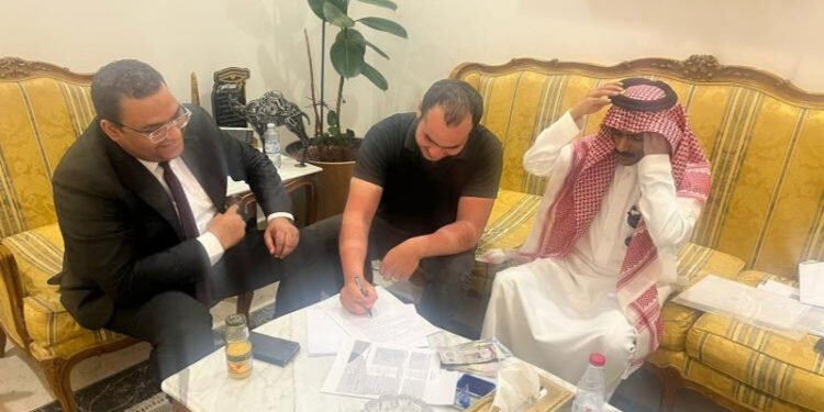 وزير العمل يعلن إنهاء أزمة عمال مصريين بالسعودية وإعادة كافة المستحقات