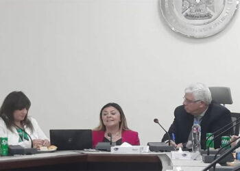 وزير التعليم العالي يعقد اجتماعًا مع مديري مراكز ذوي الإعاقة بالجامعات المصرية