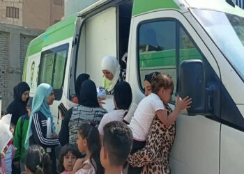 “الصحة”: تقديم الخدمات العلاجية لـ 339 ألف مواطن من خلال القوافل الطبية المتنقلة بجميع المحافظات