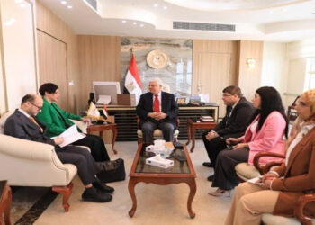 وزير التعليم العالي يبحث مع سفيرة قبرص دعم علاقات التعاون الأكاديمي والبحثي