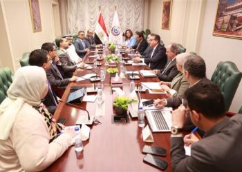 وزير الصحة والسكان يستقبل وفد مجموعة برجيل الطبية لبحث سبل التعاون المشترك