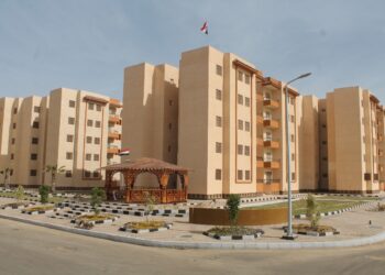 وزير الاسكان: غدا لدء تيسيرات الإعفاء بنسبة ٧٠% من غرامات التأخير للوحدات والمحال والفيلات