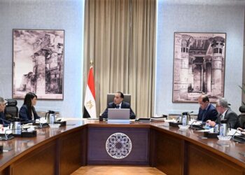 رئيس الوزراء يتابع جُهود إصلاح وإعادة هيكلة الهيئات الاقتصادية