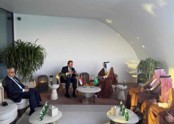 وزير الصحة يوقع مذكرة تفاهم مع نظيره السعودي للتعاون في عدد من المجالات الصحية