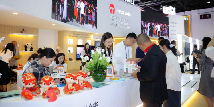 علانات بيتال تُظهر حلول الذكاء الاصطناعي في سوق السفر العربي 2025 لتعزيز تسويق السياحة