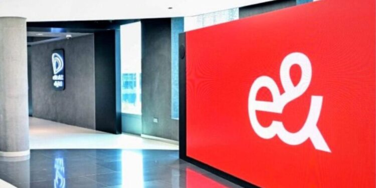 بعد الجدل حول إعلانها.. إي آند مصر توضح وتؤكد احترامها للجميع