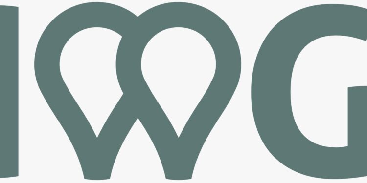 ثلثا المديرين التنفيذيين يتجهون نحو خفض التكاليف واعتماد نماذج العمل الهجين لمواجهة عدم الاستقرار الاقتصادي وضمان الحفاظ على الموظفين وتحفيزهم