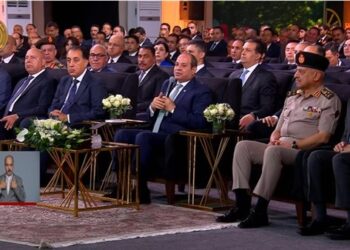 الرئيس السيسي: مصرون على تغيير الواقع الذي نعيش فيه