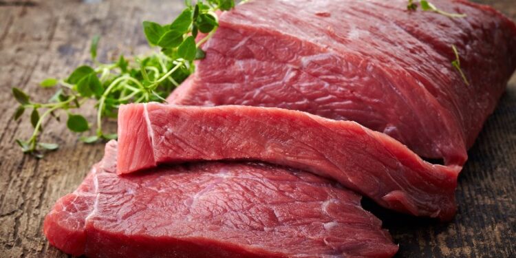 أسعار اللحوم الحمراء اليوم السبت