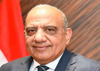وزير الكهرباء يتابع تقارير الأداء لمراكز خدمة العملاء ومنظومة الخدمات والشكاوى خلال أيام عيد الأضحى