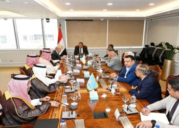 وزير الإسكان يستقبل وفدا من وزارتي “الاستثمار” و”البلديات والإسكان” وهيئة المقاولين بالسعودية