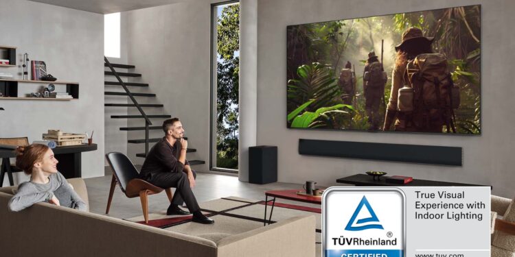 تلفزيونات LG OLED 2025 أول من يحصل على شهادة “رؤية مثالية في الإضاءة الداخلية” عالميًا