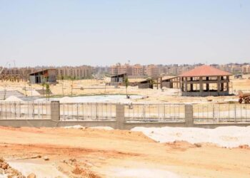 وزير الإسكان: بدء تسليم أراضى بيت الوطن بالعبور الجديدة 22 يونيو الجارى