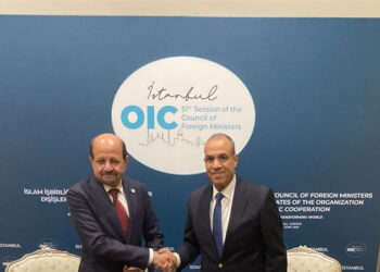 اجتماع وزير الخارجية والهجرة مع وزير خارجية اليمن