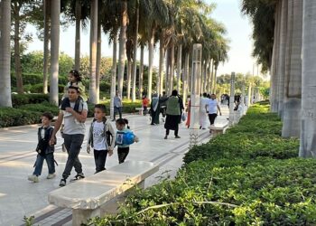 حديقة الأزهر تشهد إقبالًا كثيفًا في ثاني أيام العيد