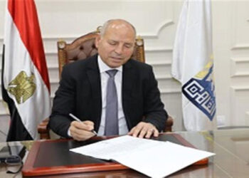 محافظ القاهرة يعتمد نتيجة الفصل الدراسى الثاني للشهادة الإعدادية بنسبة نجاح 77%