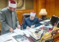 وكيل الأزهر يعتمد نتيجة اختبارات رواق الخط العربي والزخرفة بالمحافظات