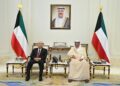 ولي عهد الكويت يستقبل نائب وزير الصناعة والنقل لتدعيم التعاون المشترك بين البلدين الشقيقين