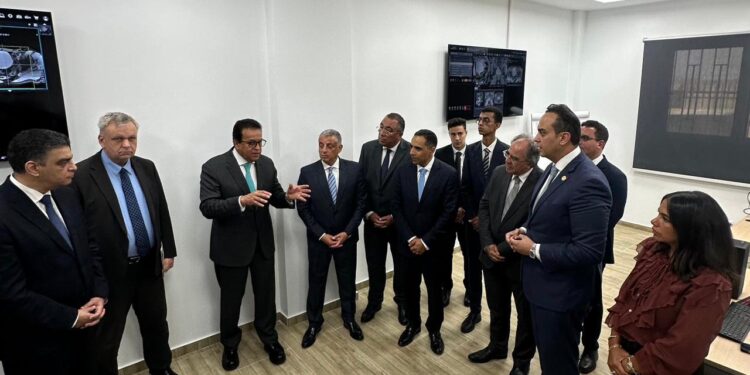 سيمنز هيلثينيرز تفتتح أول معمل محاكاة للأشعة بالإسماعيلية بالتعاون مع وزارة الصحة