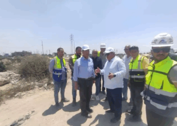 وزير الإسكان يتابع مشروع إنشاء القوس الغربى لمحور اللواء عمر سليمان بمحافظة الإسكندرية