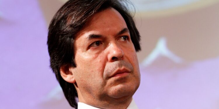 إنتيسا سان باولو تحصد جائزة أفضل مؤسسة مالية أوروبية في علاقات المستثمرين والمحللين من منصة  IR Impact ميلانو 