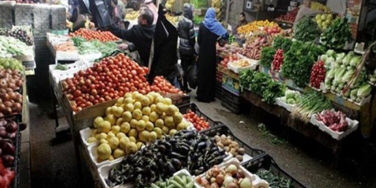 أسعار الخضار والفاكهة اليوم السبت