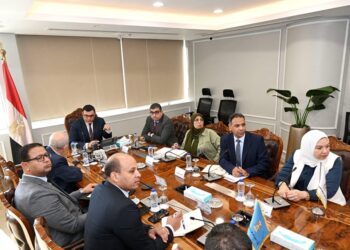 وزير الإسكان يتابع موقف مشروعات “مارينا” و”حديقة الأزبكية” و”أسوان الجديدة”