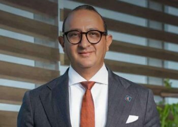 EBank يطلق بطاقات World MasterCard الائتمانية